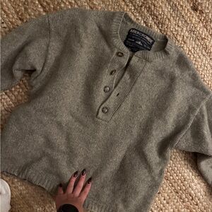 Vintage Abercrombie & Fitch Women’s Gray Sweater